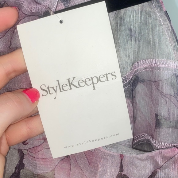 Floral Ruffle Halter Top - Picture 8 of 9